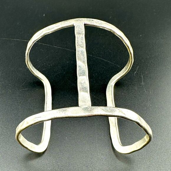Lucky Brand Silver Tone Hammered Cuff Bracelet 7" - Picture 1 of 5